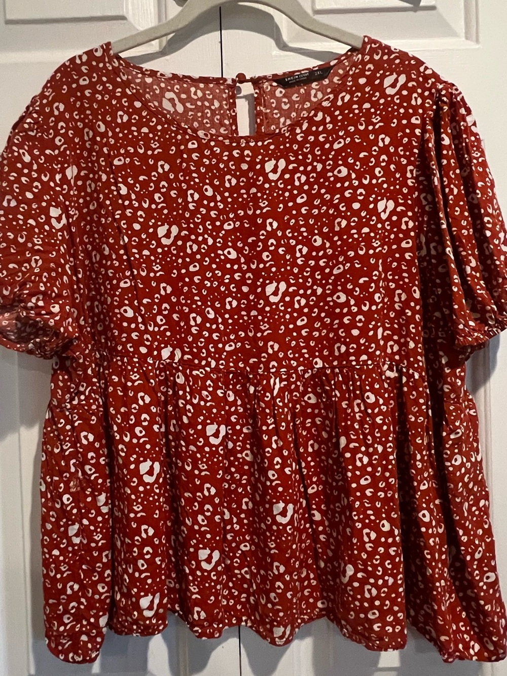 SHEIN Rust Red Short Sleeve Floral Peplum Blouse